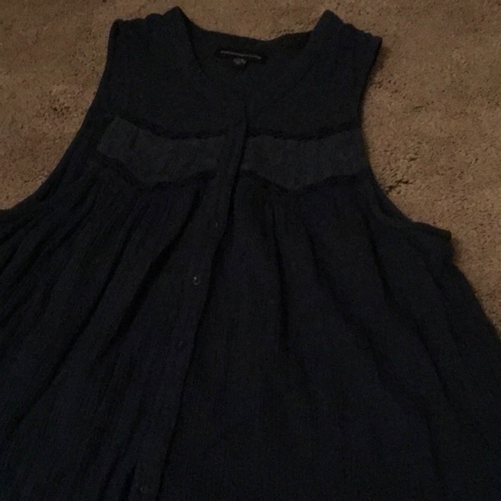 Can wear with tank underneath or don’t have to